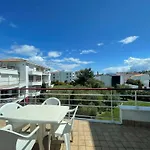 Lumineux Et Spacieux Avec Terrasses Et Ascenseur En Centre-ville De - Fr-1-494-182 * Royan