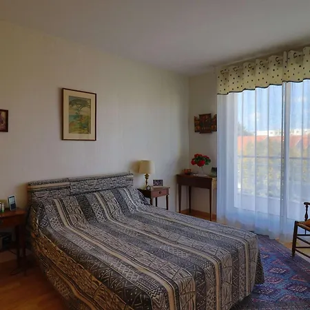 Apartman Lumineux Et Spacieux Avec Terrasses Et Ascenseur En Centre-ville De - Fr-1-494-182 *