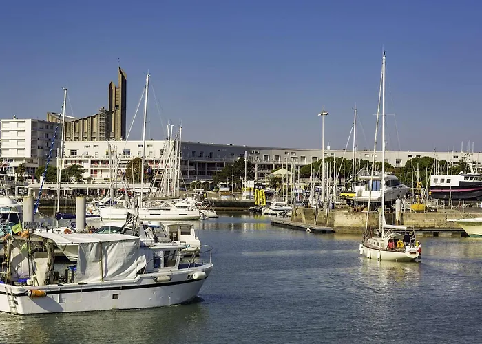 Lumineux Et Spacieux Avec Terrasses Et Ascenseur En Centre-ville De - Fr-1-494-182